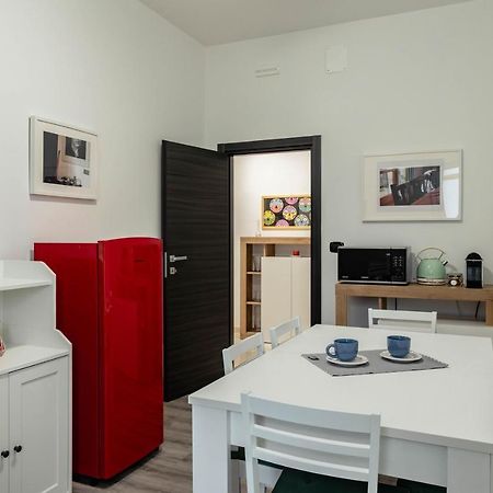 Caliph House 128 Apartment Bari Exterior photo
